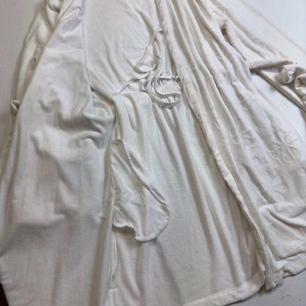 kate spade nwt short white robe cozy, very soft luxury - Picture 7 of 8